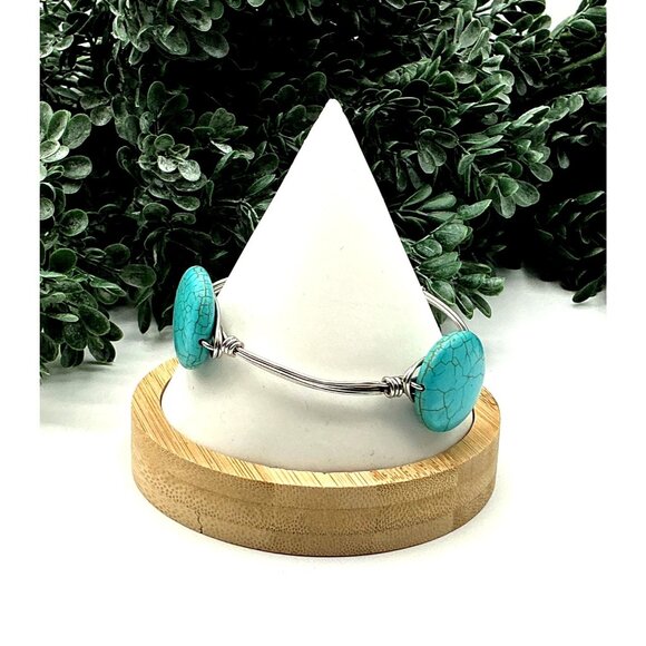 Wire Bangle Bracelet With Turquoise Disc Beads - Picture 4 of 4